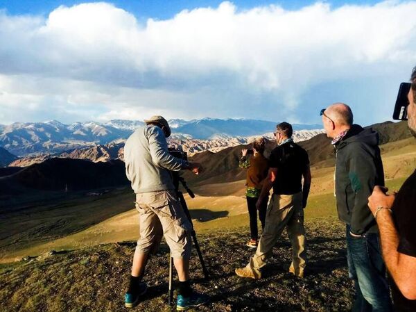 Актриса из Волка с Уолл-стрит пришла в восторг от КР — история бизнесмена - Sputnik Кыргызстан