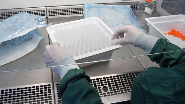 Лаборатория по производству реагентов для экспресс-тестов на коронавирус в Сколково - Sputnik Кыргызстан