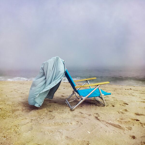 Снимок Beach chair американского фотографа Danielle Moir, занявший 1-е место в номинации OTHER конкурса IPPAWARDS 2020 - Sputnik Кыргызстан