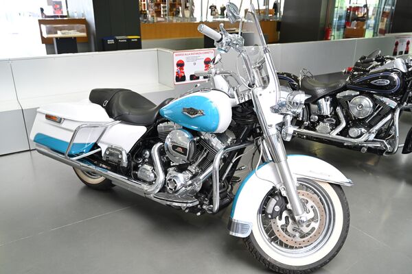 Мотоцикл Harley-Davidson в Автомобильном музее Турина - Sputnik Кыргызстан