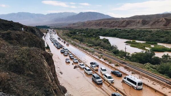 Наводнения на трассе в Боомском ущелье - Sputnik Кыргызстан
