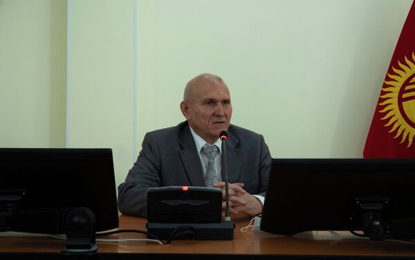 Посол отметил, что ранее прибывшие российские врачи уже работают в Оше, Чуйской, Иссык-Кульской и Нарынской областях. - Sputnik Кыргызстан