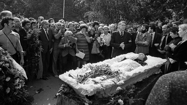 Похороны Владимира Высоцкого - Sputnik Кыргызстан