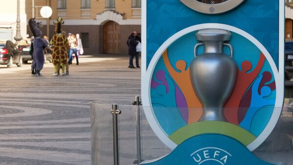 УЕФАнын логотиби. Архив - Sputnik Кыргызстан