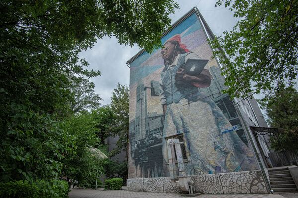 Самые крупные граффити в Бишкеке - Sputnik Кыргызстан