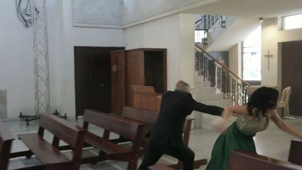 Гости бежали в панике — взрыв в Бейруте во время свадьбы. Видео - Sputnik Кыргызстан