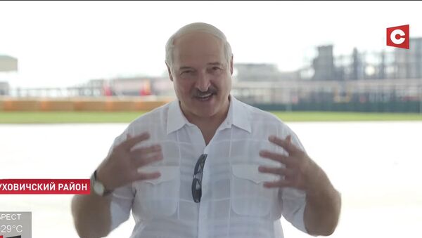 Страну разорвать мы не позволим — Лукашенко о столкновениях в Беларуси. Видео  - Sputnik Кыргызстан