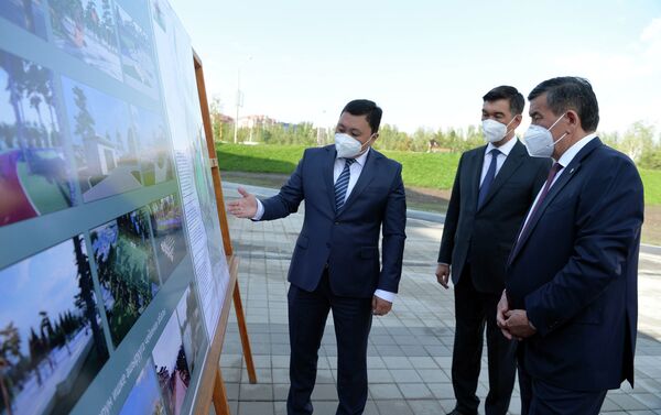 Президент КР Сооронбай Жээнбеков предложил назвать новый парк на юге Бишкека в честь Адинай Мырзабековой в память о всех медиках и волонтерах, которые внесли вклад в борьбу с эпидемией коронавируса - Sputnik Кыргызстан