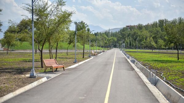 Строительство нового парка в южной части Бишкека - Sputnik Кыргызстан
