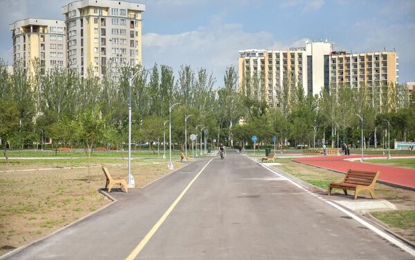 Бишкек мэриясы ыктыярчы Адинай Мырзабекованын аты коюла турган сейил бактын сүрөттөрүн жарыялады - Sputnik Кыргызстан