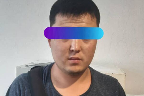 В Бишкеке задержали подозреваемого в смертельном автонаезде, сообщил пресс-секретарь Управления патрульной службы милиции Байказы Айтикул уулу - Sputnik Кыргызстан