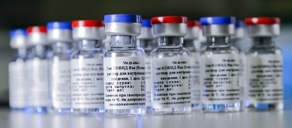 Первая в мире вакцина от коронавируса - Sputnik Кыргызстан