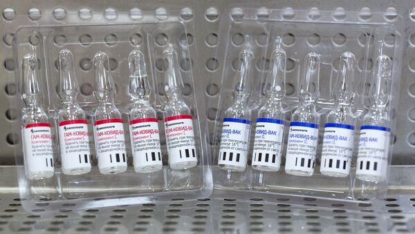 Производство вакцины от COVID-19 на фармацевтическом заводе. Архивное фото - Sputnik Кыргызстан