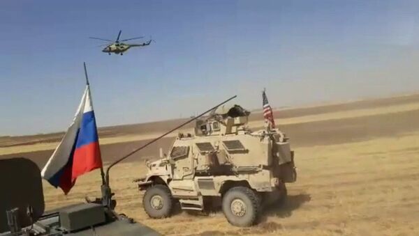 Конфликт между российскими и американскими военными в Сирии попал на видео - Sputnik Кыргызстан