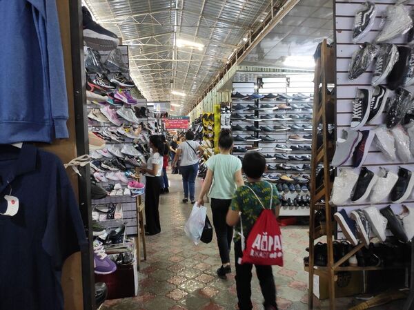 Меня распирало от злости — честный репортаж с рынка Дордой в пандемию - Sputnik Кыргызстан