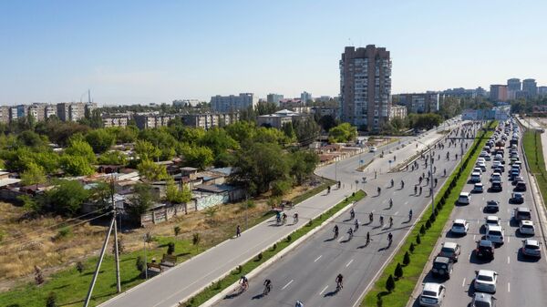 Участники велопробега в Бишкеке. Архивное фото - Sputnik Кыргызстан