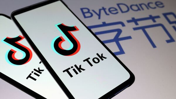 Логотип приложения TikTok  - Sputnik Кыргызстан