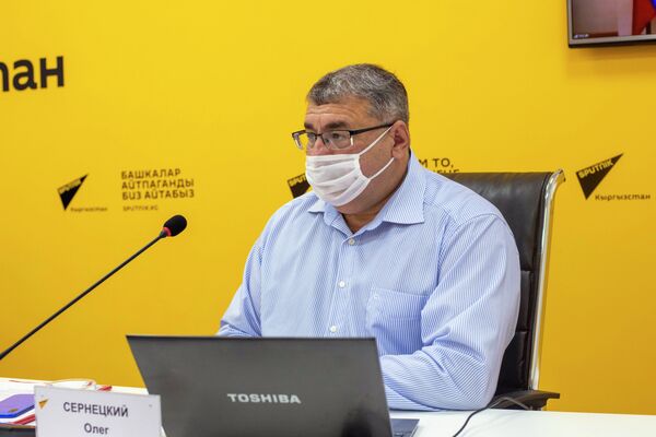 Как поступить в ведущие вузы России — для кыргызстанцев запущен полезный портал - Sputnik Кыргызстан