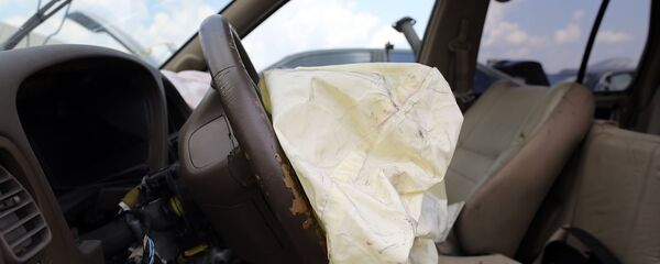 Жол кырсыгынан жабыркаган унаа. Архив - Sputnik Кыргызстан