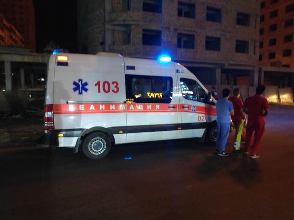 В Бишкеке в Джале крупный пожар, горит строящаяся многоэтажка — фото, видео - Sputnik Кыргызстан