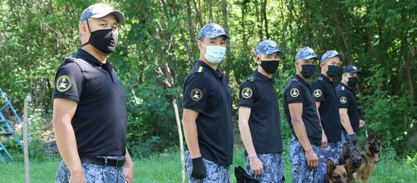Будни кинологического центра ПСН Шумкар МВД Будни кинологического центра ПСН Шумкар МВД - Sputnik Кыргызстан