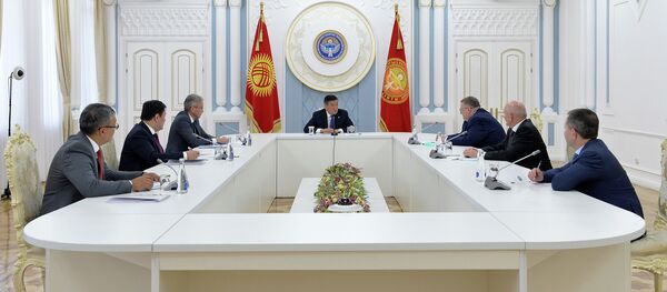 Прибытие зампредседателя Правительства РФ Алексея Оверчука в Бишкеке - Sputnik Кыргызстан