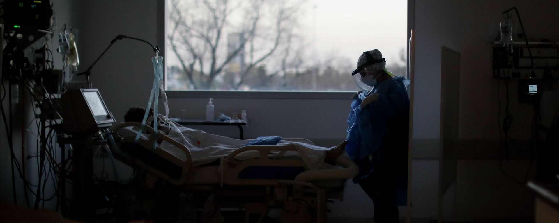 Ооруканада көз жумган киши. Архив - Sputnik Кыргызстан, 1920, 26.02.2026