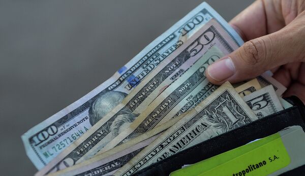 Ого! Прогноз курса доллара и еще 4 события, удивившие Кыргызстан - Sputnik Кыргызстан