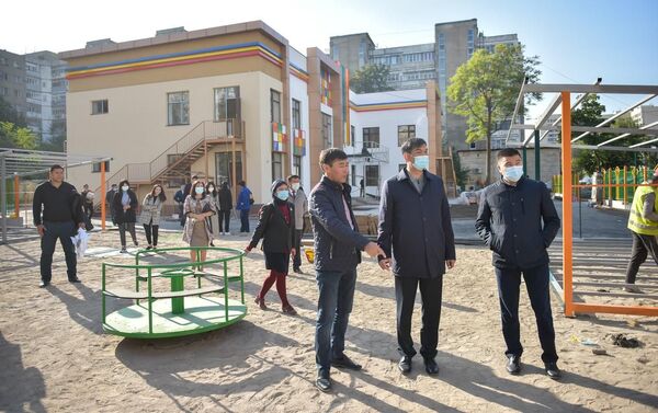 Сегодня, 29 сентября, мэр провел инспекцию строительных объектов, сообщает пресс-служба мэри - Sputnik Кыргызстан