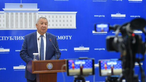 Премьер-министр Кубатбек Боронов брифинг учурунда - Sputnik Кыргызстан