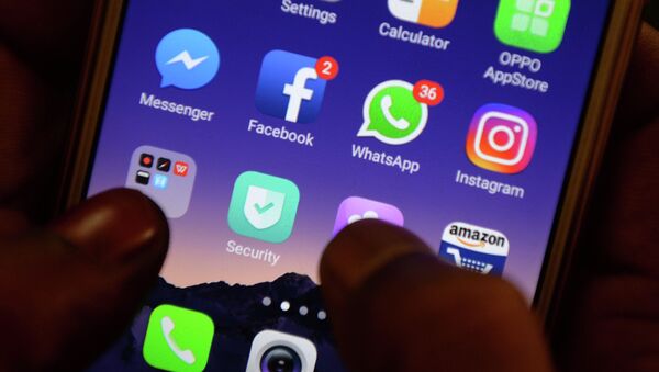 Приложения Facebook, Instagram и Whatsapp - Sputnik Кыргызстан