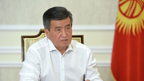 Президент Кыргызстана Сооронбай Жээнбеков во время очередного интервью для Биринчи радио - Sputnik Кыргызстан