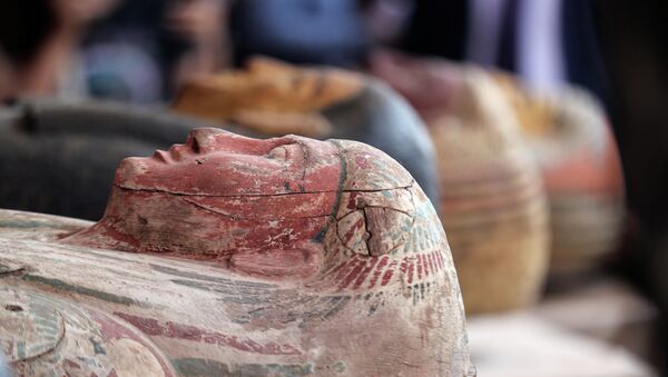 В Египте обнаружили захоронения мумий - Sputnik Кыргызстан