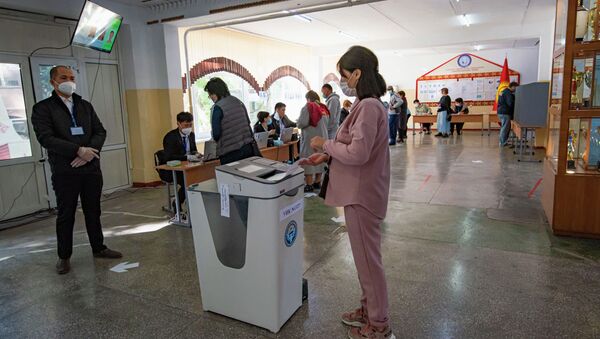 Ход голосования на выборах седьмого созыва ЖК. Архивное фото - Sputnik Кыргызстан