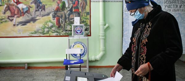 Голосование на выборах седьмого созыва ЖК в селе Беш-Кунгей - Sputnik Кыргызстан