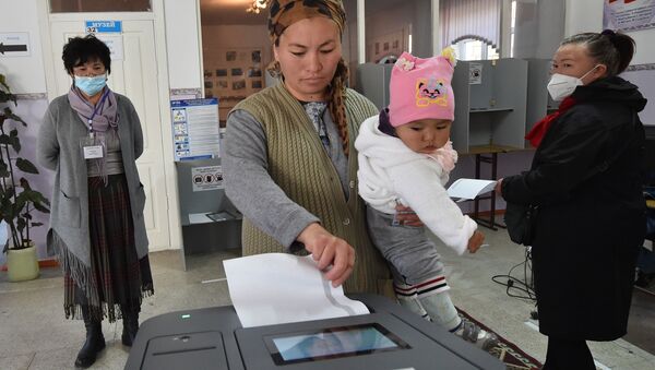 Голосование на выборах седьмого созыва ЖК в селе Кой-Таш - Sputnik Кыргызстан