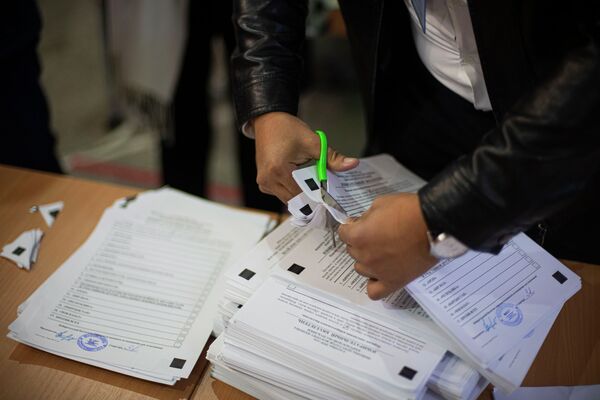 Выборы седьмого созыва ЖК в Бишкеке  - Sputnik Кыргызстан