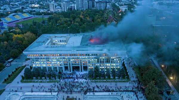 Парламенттик шайлоодон кийин Бишкекте башаламандык. Архив - Sputnik Кыргызстан