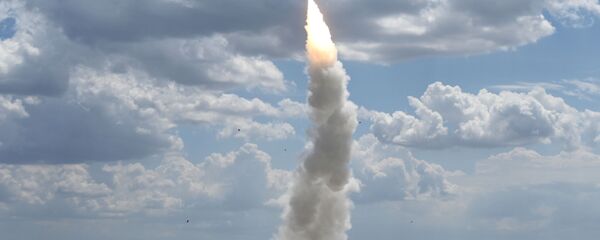 Запуск зенитных ракетных комплексов. Архивное фото - Sputnik Кыргызстан