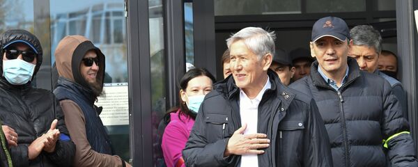 Кыргызстандын мурдагы президенти Алмазбек Атамбаев. Архив - Sputnik Кыргызстан