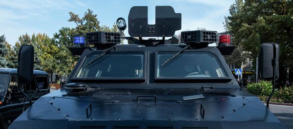 Развод-инструктаж Бишкекского гарнизона с участием всех силовых структур Развод-инструктаж Бишкекского гарнизона с участием всех силовых структур - Sputnik Кыргызстан