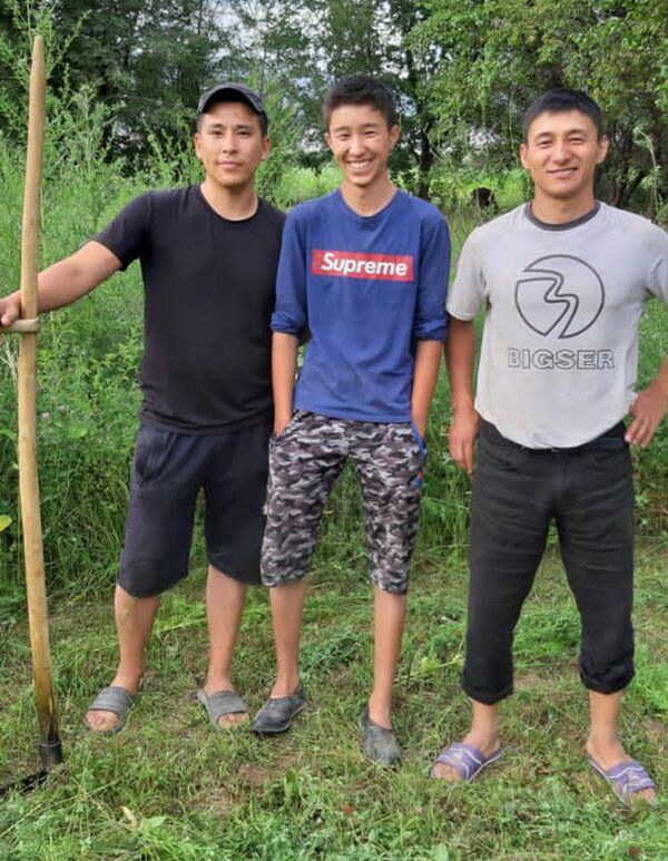 Митингде бир көзүнөн айрылган Уларбектин таежеси: экинчи көзү да коркунучта Митингде бир көзүнөн айрылган Уларбектин таежеси: экинчи көзү да коркунучта - Sputnik Кыргызстан