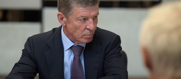 Рабочая поездка президента РФ В. Путина в Южный федеральный округ - Sputnik Кыргызстан