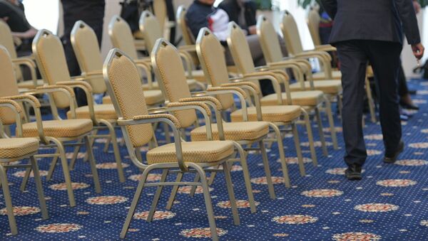 Кресла в конференц-зале. Архивное фото - Sputnik Кыргызстан