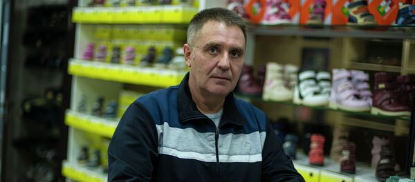 Владелец компании, которая производит ортопедическую обувь Юрий Котенев - Sputnik Кыргызстан