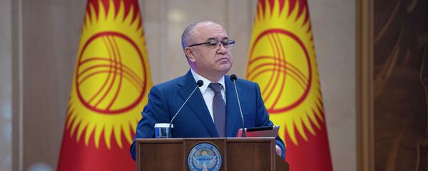 Жогорку Кеңештин депутаты Өмүрбек Текебаев. Архив - Sputnik Кыргызстан