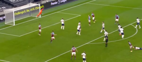 Футболист забил шикарный гол — команда из АПЛ совершила камбэк. Видео - Sputnik Кыргызстан