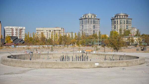 Бишкектеги Балалык паркынын курулуш иштери. Архив - Sputnik Кыргызстан