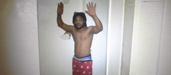 Вместо спецназа в ход пошли дроны — новый метод задержания в США. Видео - Sputnik Кыргызстан