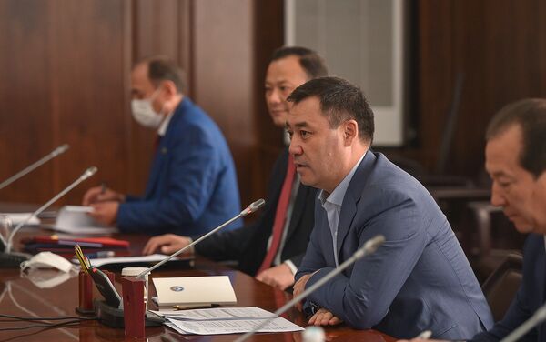 Жапаров отметил, что процедура передачи власти в стране прошла мирно в соответствии с Конституцией - Sputnik Кыргызстан